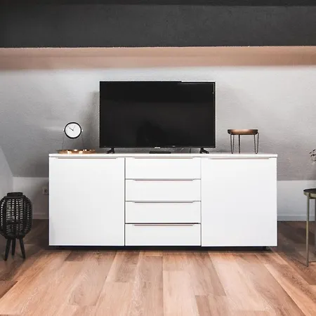 Apartment Loft Im Herzen Von Friedrichshafen I Klima I Parkplatz I Wlan *