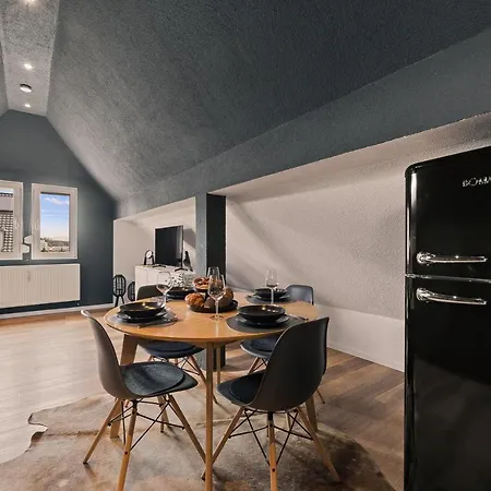 Apartment Loft Im Herzen Von Friedrichshafen I Klima I Parkplatz I Wlan *
